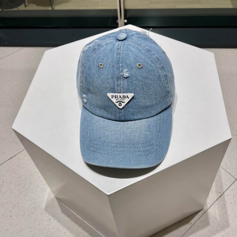 Prada cap 41 (15)